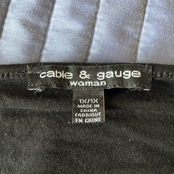 Cable & Gauge Plus Sized 1X Jersey Tunic - Picture 3 of 3